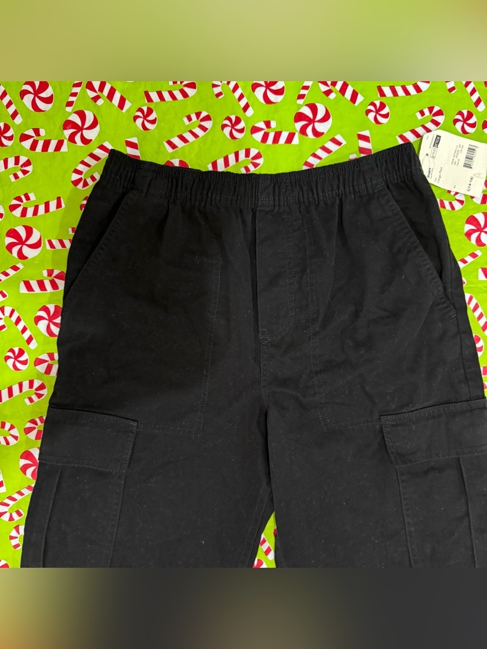 Boys L 14-16 Black Cargo Pants 100%Cotton 6 Pocket Elastic Waist Pull On Fit NWT - Picture 6 of 13